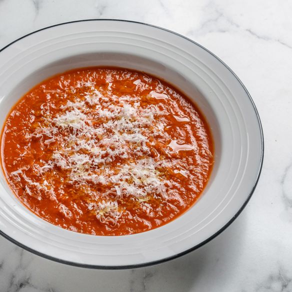Томатный суп с сыром Грана Падано